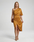 Elegantes Abendkleid lang aus Satin mit Schlitz