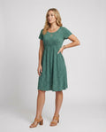 Damen Elegantes Grünes Midikleid mit Punktmuster & Kurzen Ärmeln - R&B