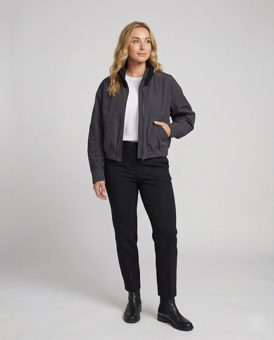 Übergangsjacke Damen sportlich mit hohem Kragen und elastischem Bund