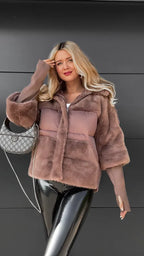 R&B | Elegante Jacke für Damen – zeitlos & bequem