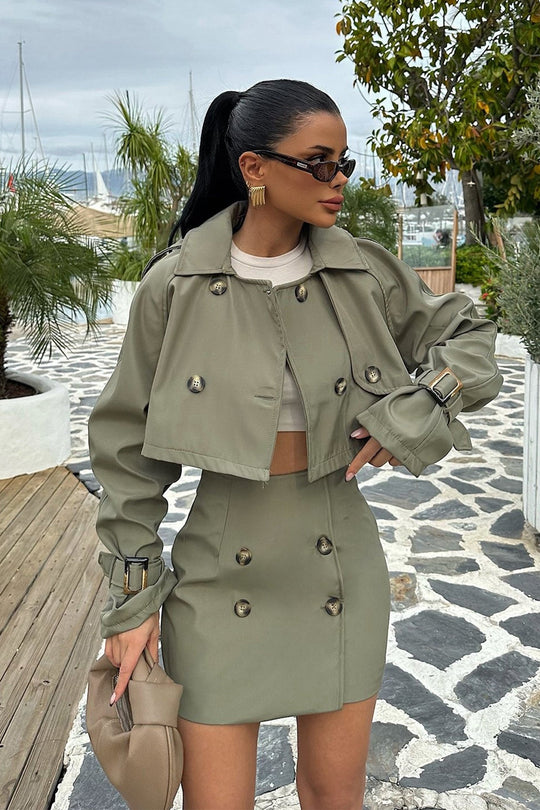 R&B | Knopfdetail Gekürzte Jacke & Minirock-Set