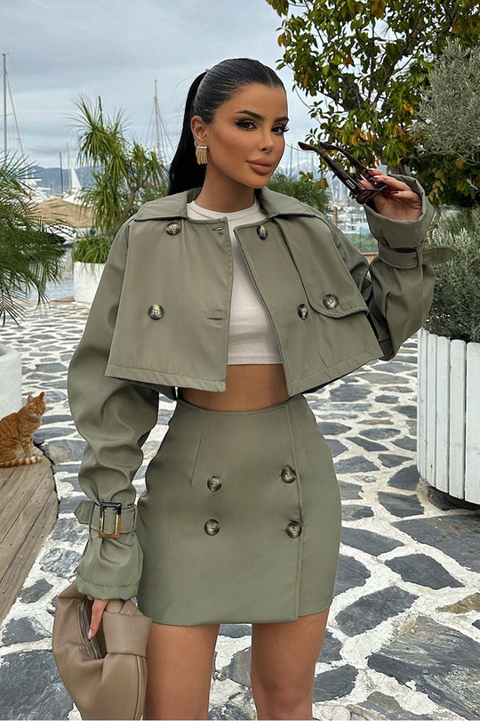 R&B | Knopfdetail Gekürzte Jacke & Minirock-Set