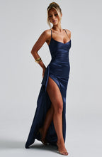 R&B | MarinR&Blaues Maxikleid