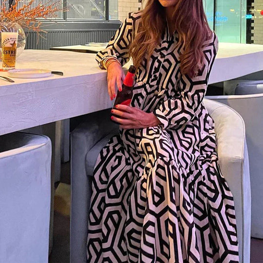 R&B | Langärmliges Kleid Mit Geometrischem Muster