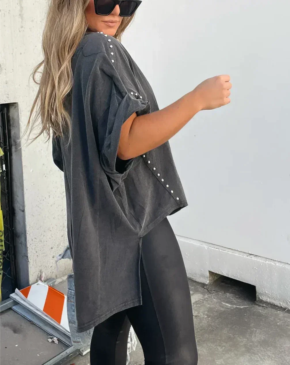 R&B | Oversized Nieten T-Shirt
