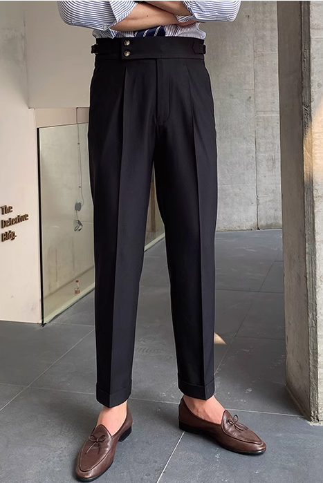 R&B - Klassische Faltenhose mit Gürtelschlaufen