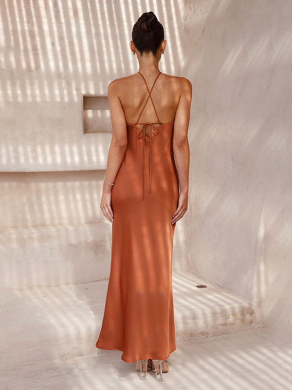 R&B | Rückenfreies Neckholder Maxikleid