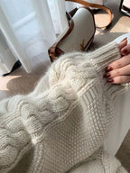 R&B | Gestrickter Pullover mit Textur