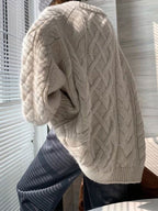 R&B | Gestrickter Pullover mit Textur