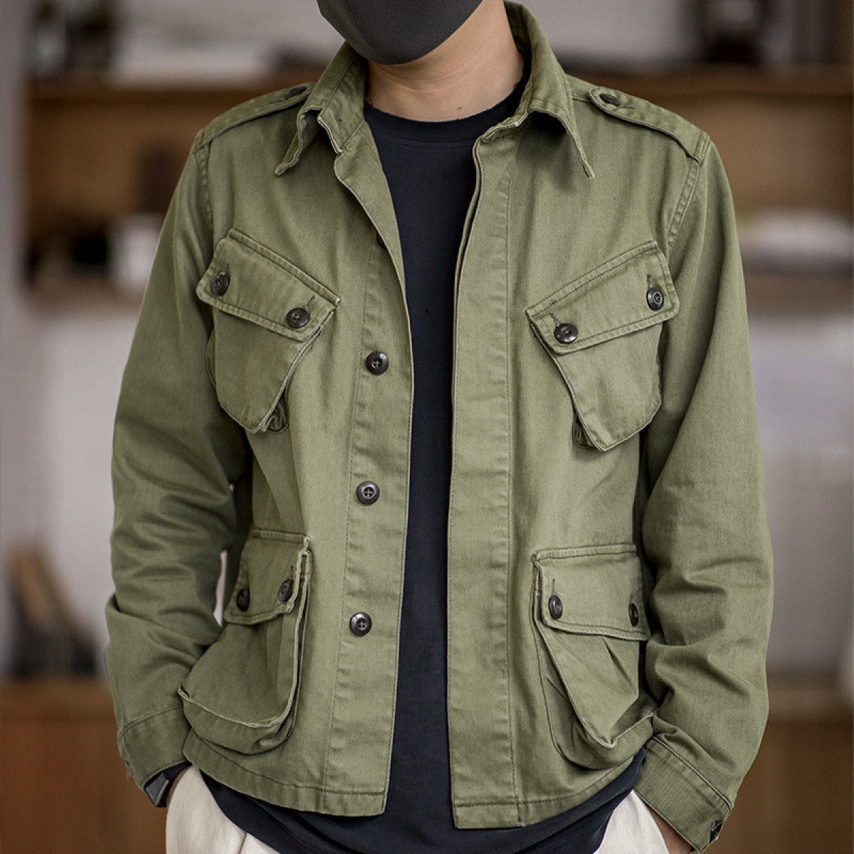 R&B | Herrenjacke im Militärstil mit Klappentaschen