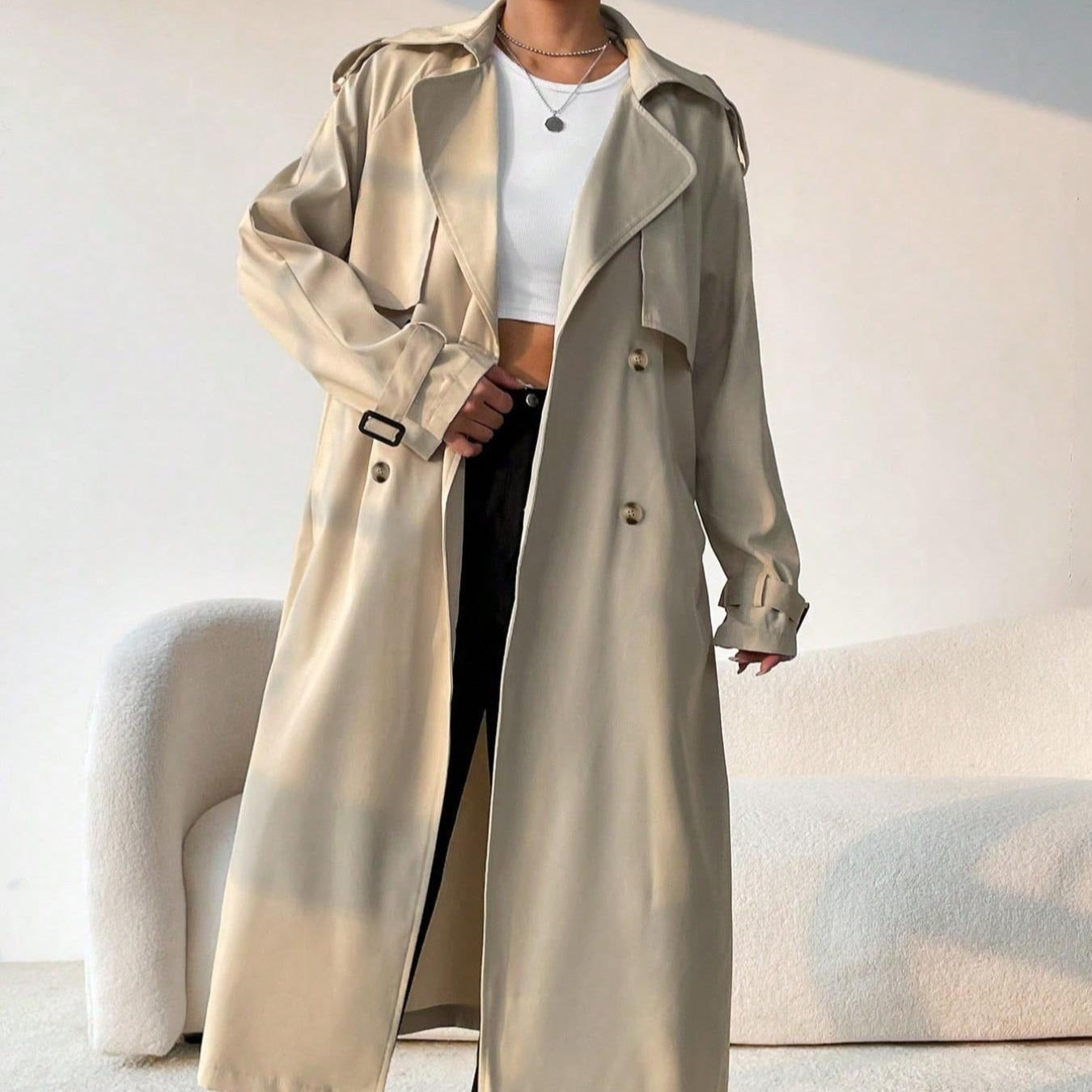 R&B | Langer Trenchcoat für Damen mit Revers, doppelter Brust und verstellbarem Gürtel