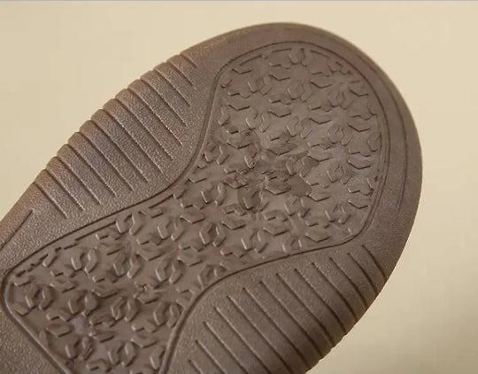 Modische Freizeitschuhe mit dicken Sohlen R&B R&B