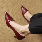 Lederpumps mit spitzer Zehenpartie R&B R&B