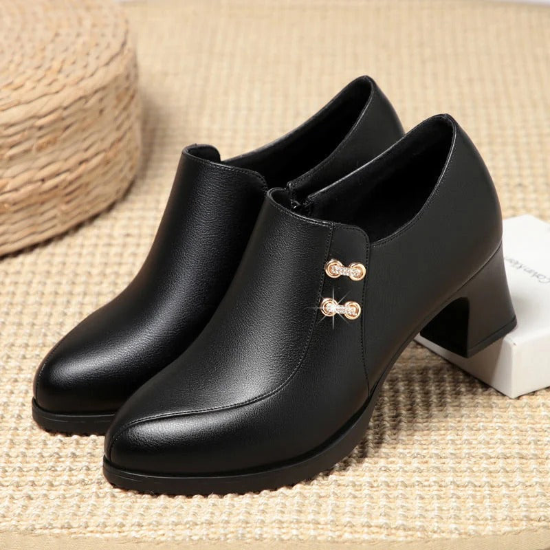 luxuriöse Damenschuhe aus echtem Leder. Heidi Mode Heidi Mode