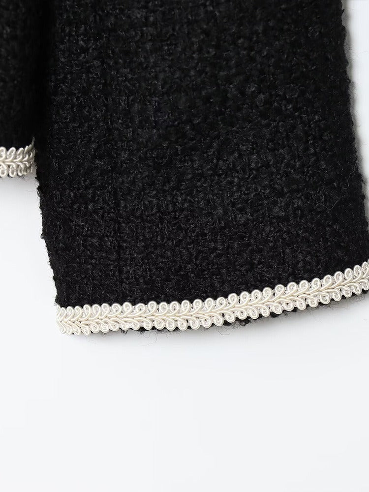 R&B | Kurze Jacke für Damen mit dekorativen Knöpfen Alida