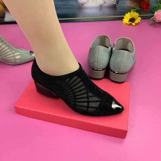Stilvolle Schuhe mit Mesh und klobigem Absatz R&B R&B