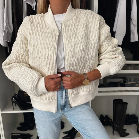 R&B | Jacke Gepolstert Steppkurz Boxy Passform Reißverschluss Rippen Details