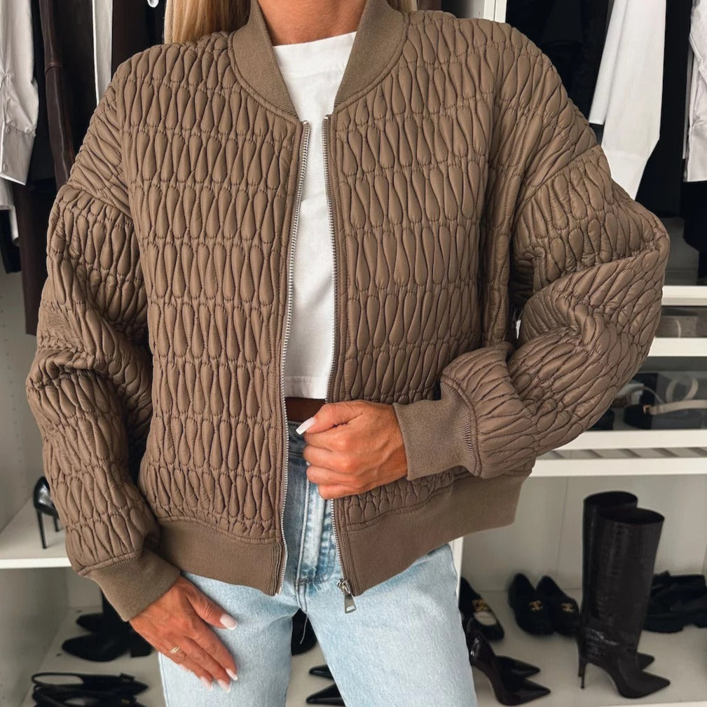 R&B | Jacke Gepolstert Steppkurz Boxy Passform Reißverschluss Rippen Details