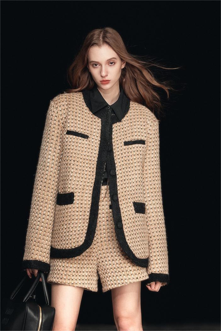 R&B | Rundhalsa quilted Jacke