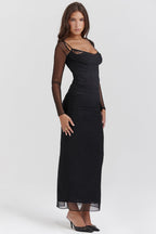 R&B | Elegantes Maxikleid mit tiefem Ausschnitt und langen Ärmeln