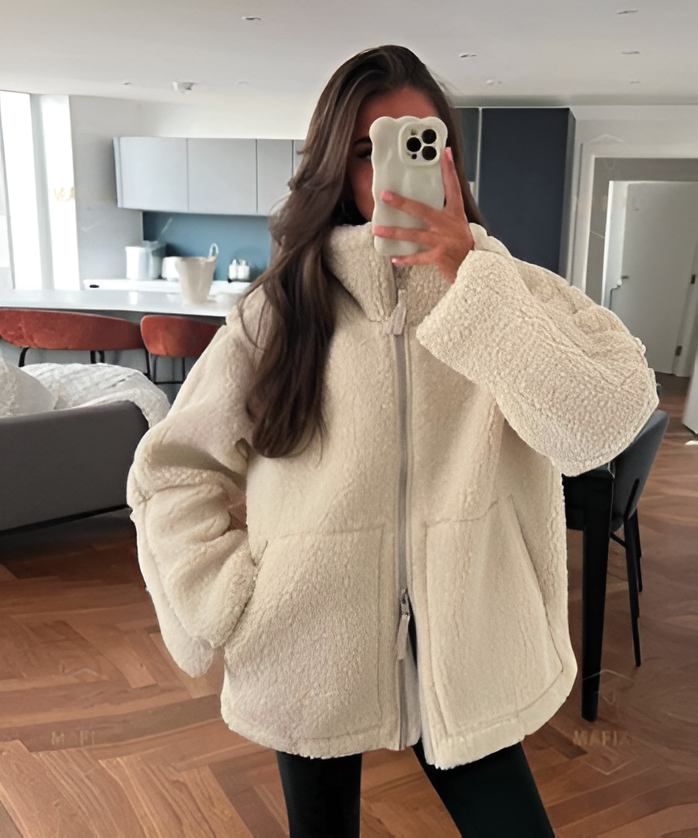 R&B | Teddyjacke In Cremeweiß
