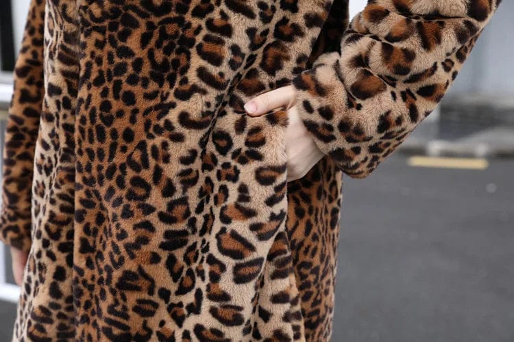 R&B | Schlichte und Stylische Winterjacke