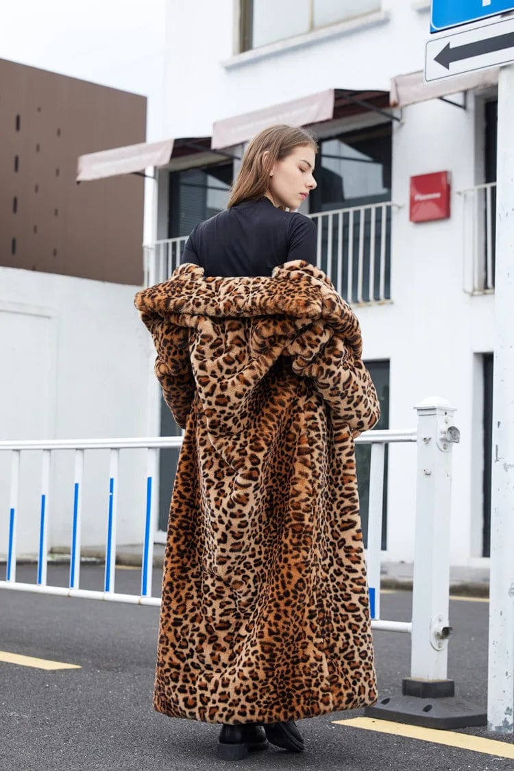R&B | Schlichte und Stylische Winterjacke