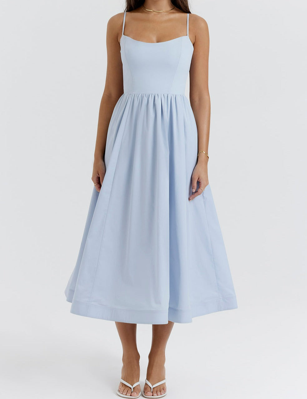 R&B | Elegantes Midikleid Look