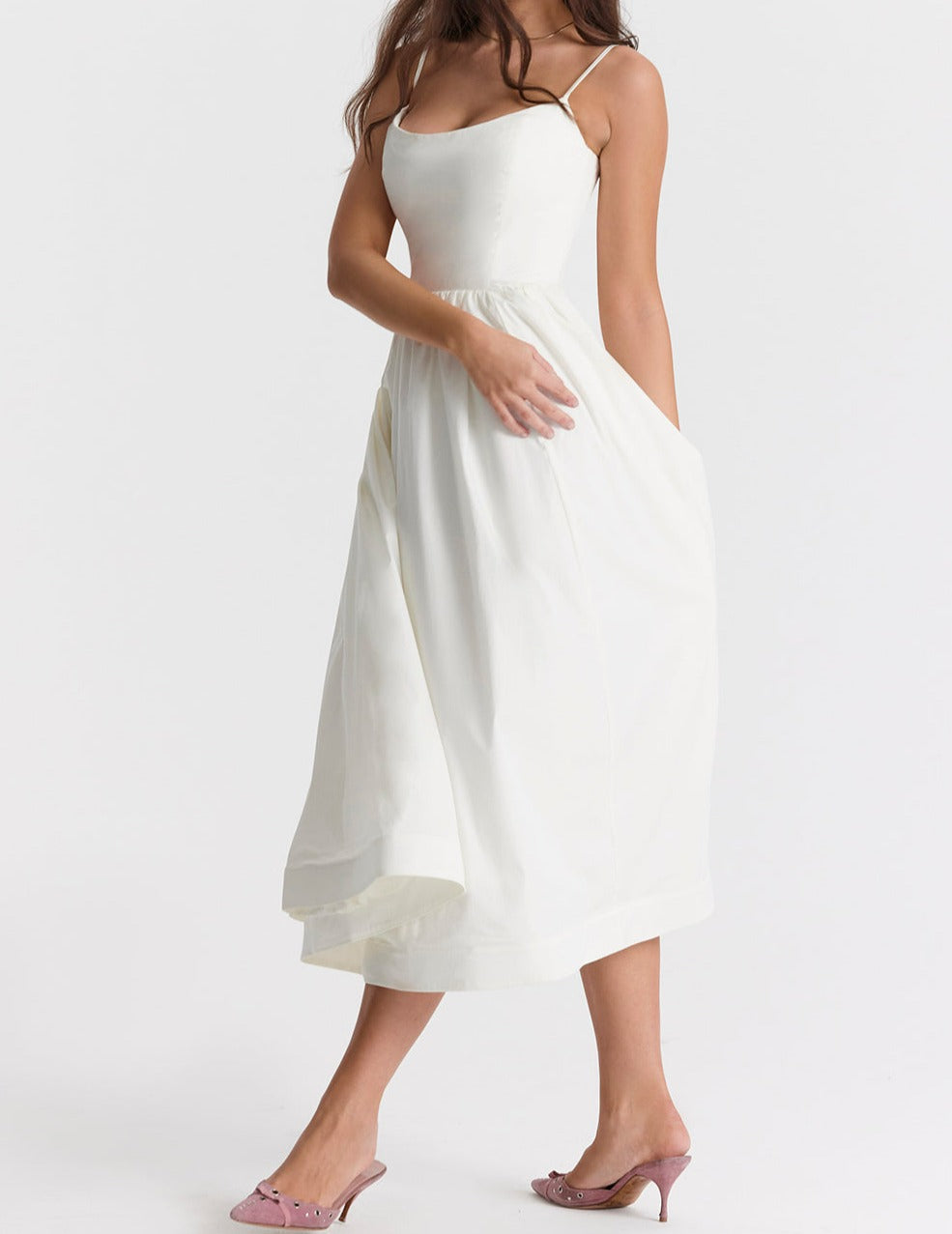 R&B | Elegantes Midikleid Look