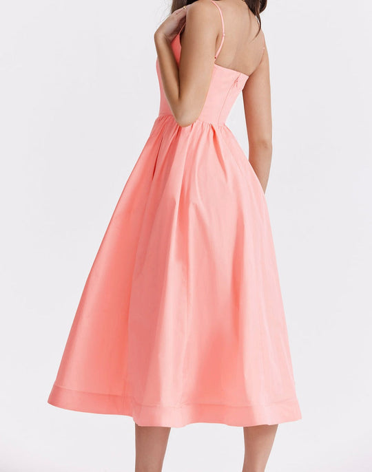 R&B | Elegantes Midikleid Look