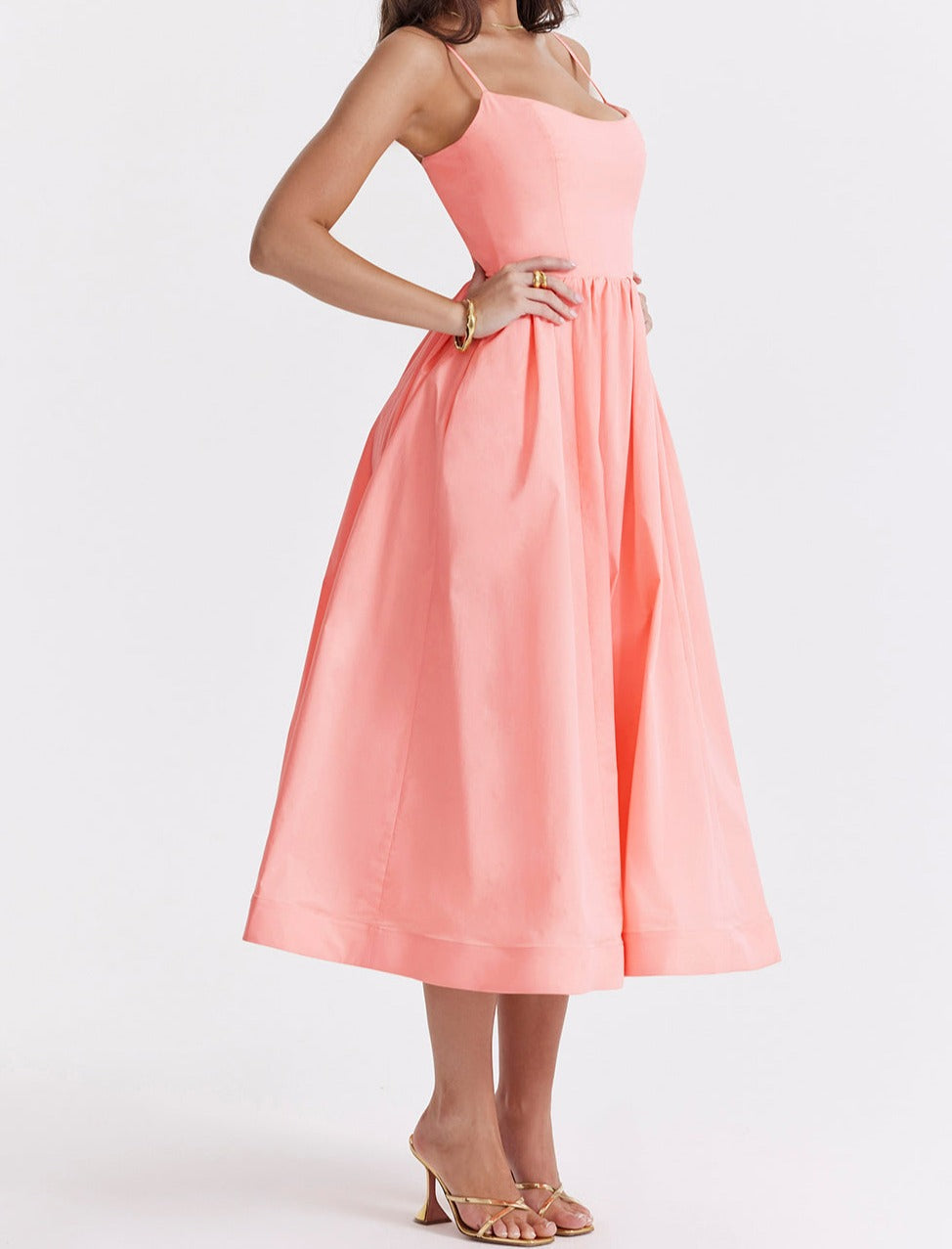 R&B | Elegantes Midikleid Look