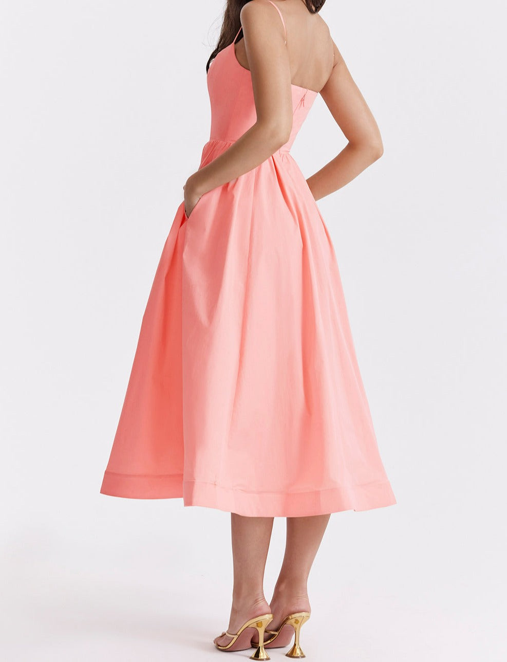 R&B | Elegantes Midikleid Look
