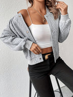 R&B | Solide Bomberjacke mit Knopftextur