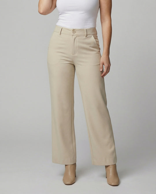 Damen Flared Stoffhose modern interpretiert