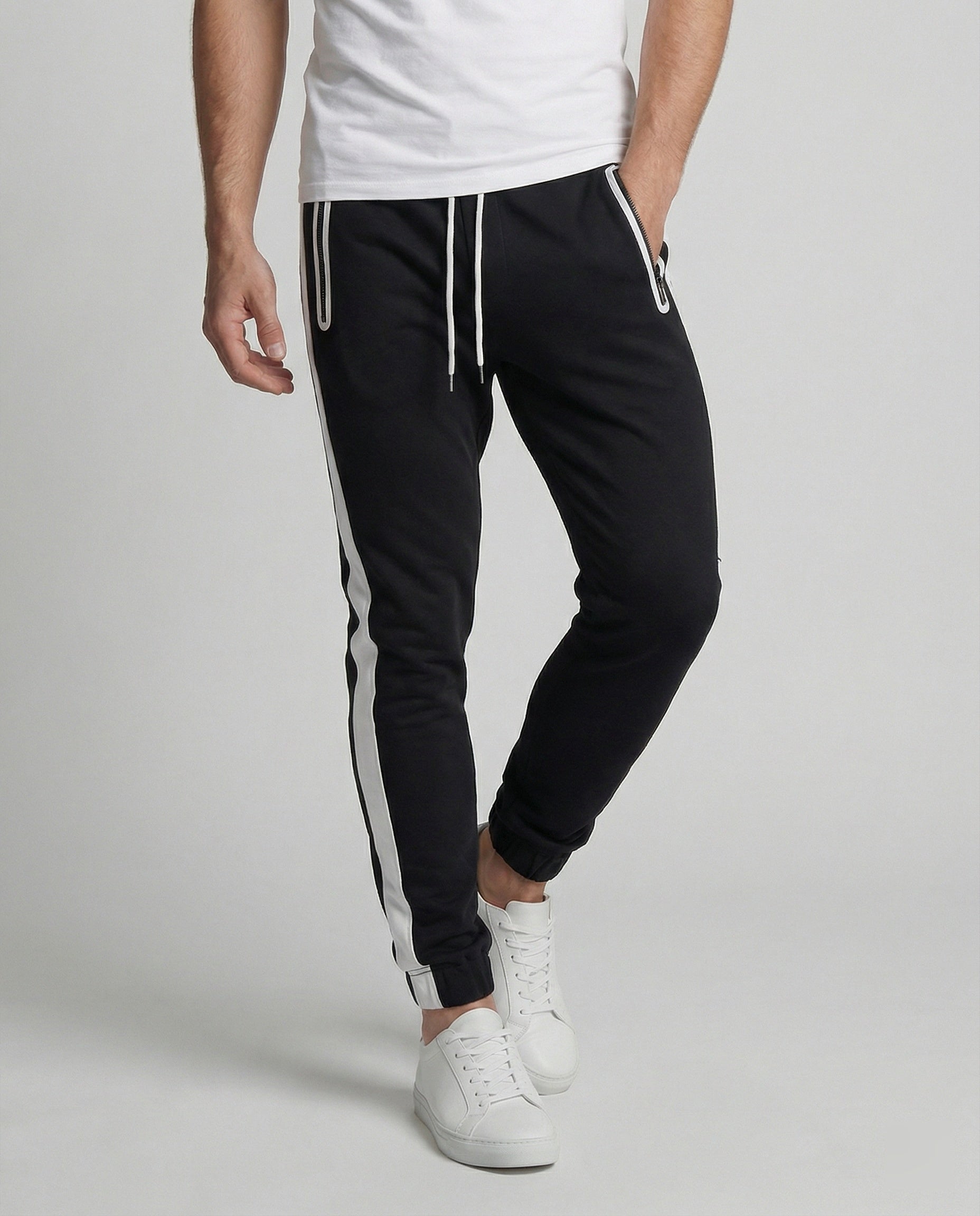 Herren sportliche Jogginghose mit innovativen Seitentaschen R&B