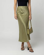 Damen Longskirt aus glattem Satin von R&B