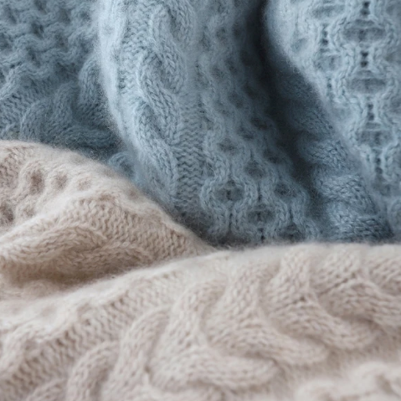 R&B | Luxus Kaschmir Rollkragenpullover mit Kariertem Muster