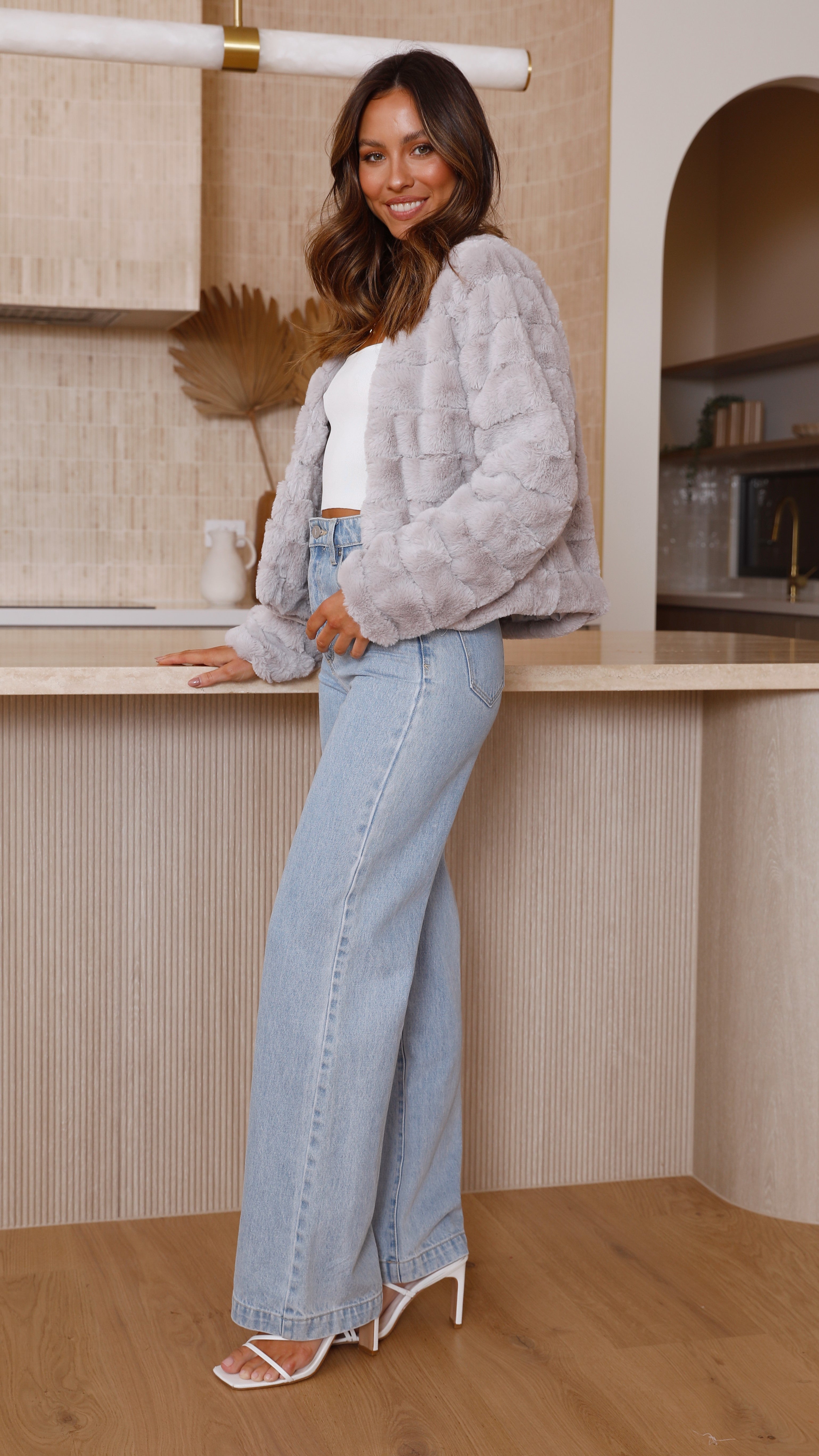 R&B | Luxuriöse Damen-Crop-Jacke