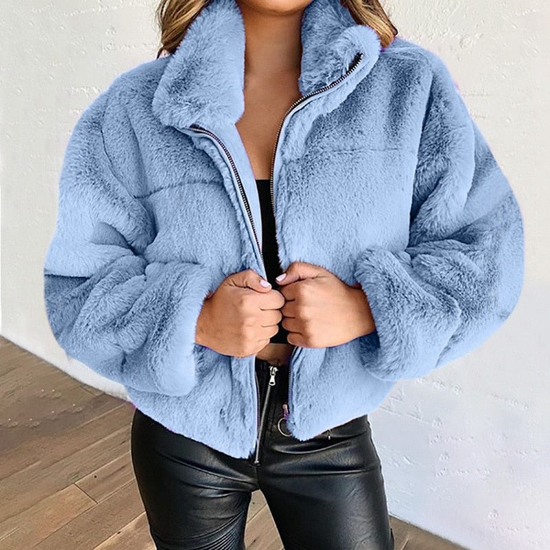 R&B | Luxuriöser Kunstpelzmantel - Damen Winterjacke