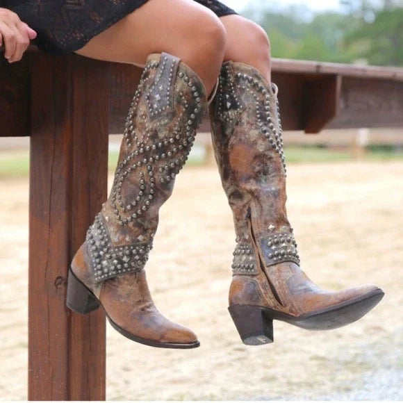 R&B | Cowboystiefel mit Absätzen