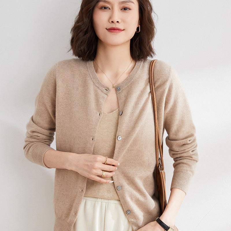 R&B | Kuschelige Strickjacke mit Feinem Muster