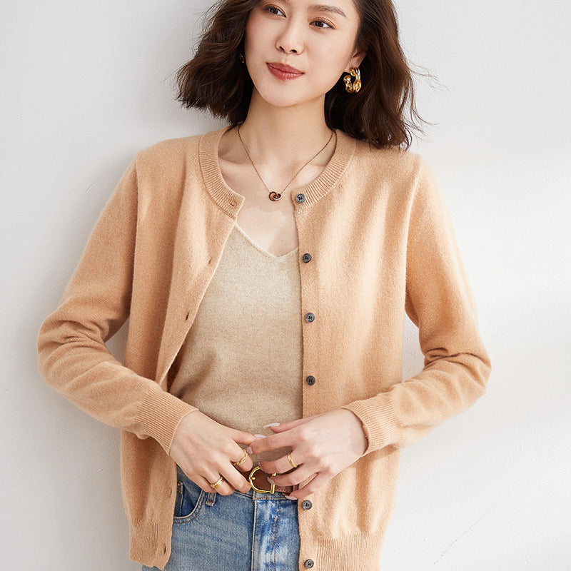 R&B | Kuschelige Strickjacke mit Feinem Muster