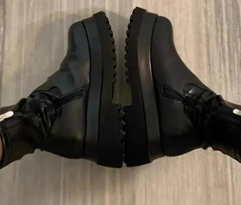 Damen Plattform Chelsea Stiefeletten mitWarmfutter – Liora R&B