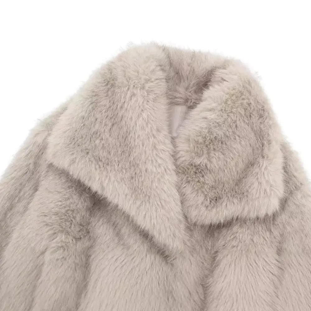 R&B | Glam Faux-Fur-Jacke