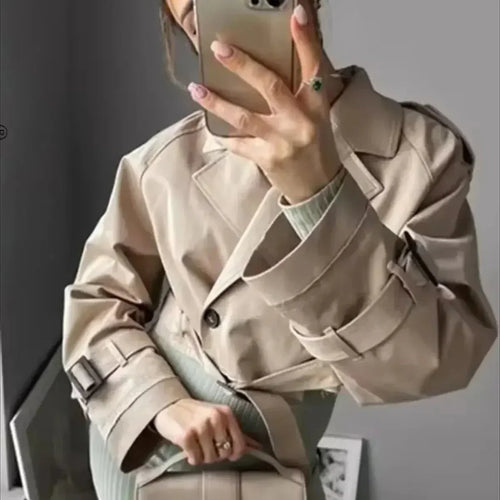 R&B | Trenchcoat mit Schnallenmanschetten für Damen - Kurz