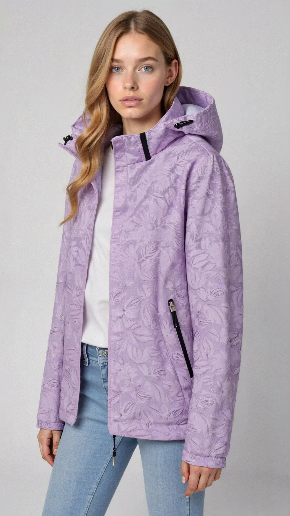 R&B | Die Bedruckte Outdoor-Jacke mit Kapuze für Aktive Tage mit Stil
