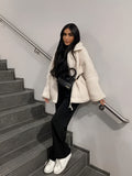 R&B | Teddyjacke In Cremeweiß