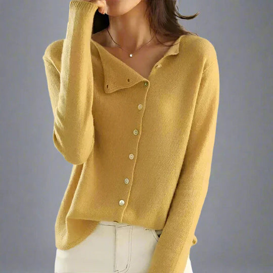 R&B | Cardigan mit asymmetrischem Knopfdesign