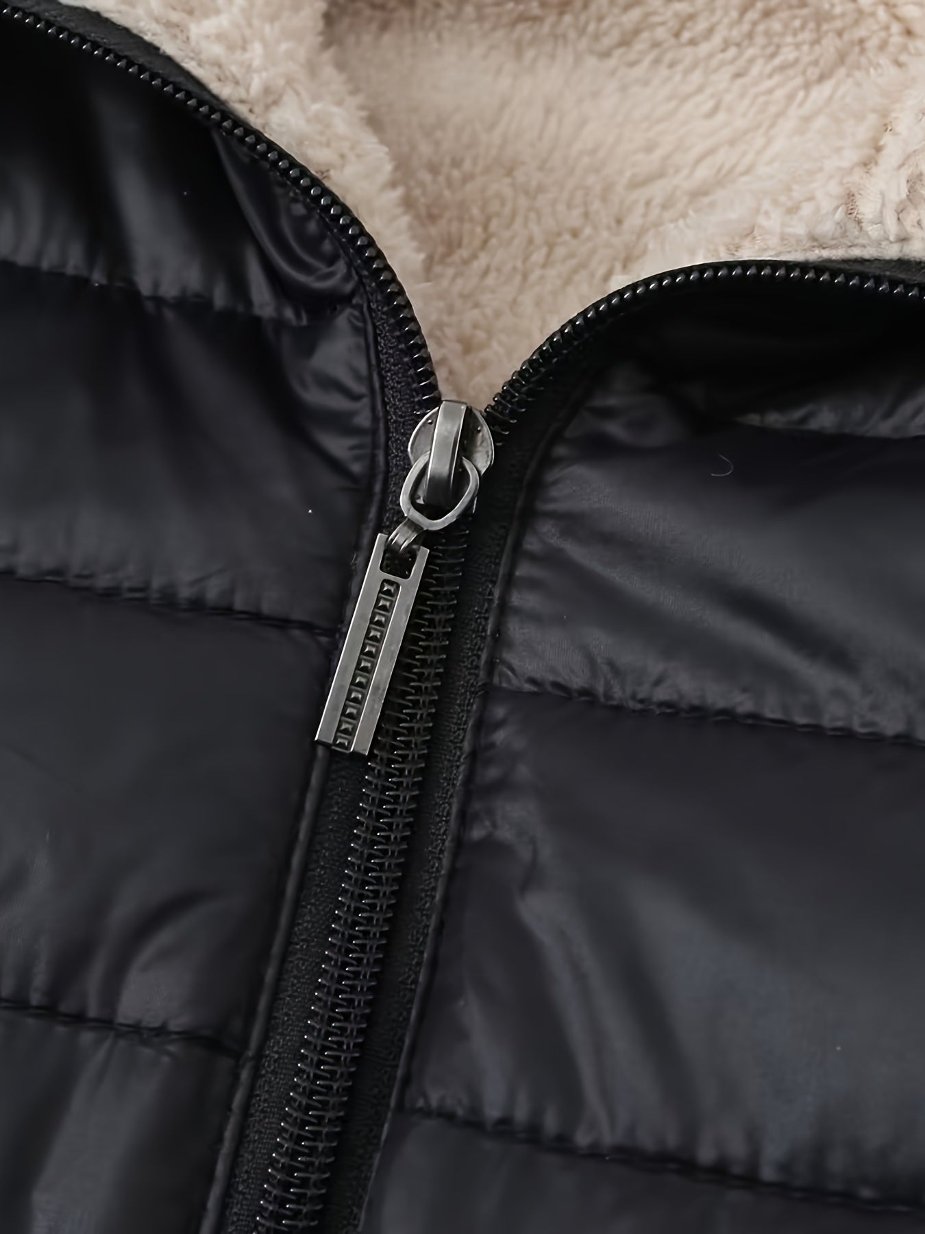 R&B | Warme Puffy-Jacke mit Reißverschluss und Kunstpelzfutter