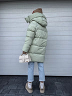 R&B | Elegante und leichte Daunenjacke für Damen